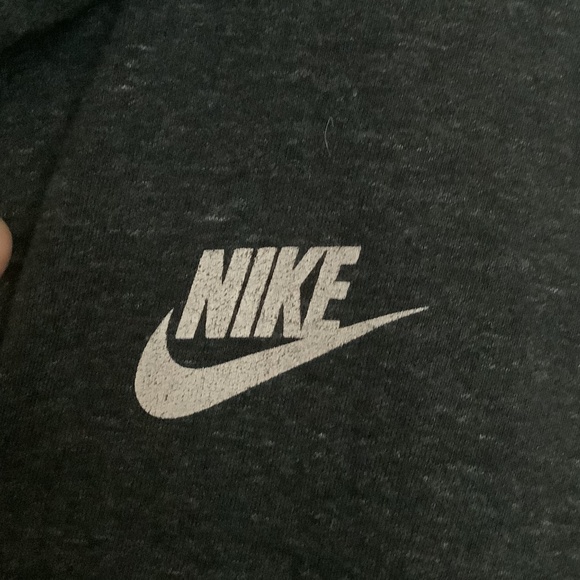 Women’s Size Large USED Nike Gray Zip Up Hoodie Lightweight Sweatshirt - Picture 3 of 8